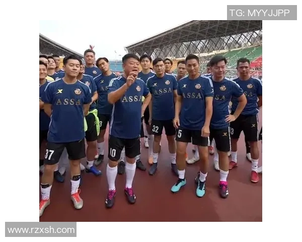 香港足球明星队的角色分配与战术安排分析